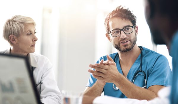 Recruiting von Fachkraeften in Praxen MVZs und Kliniken