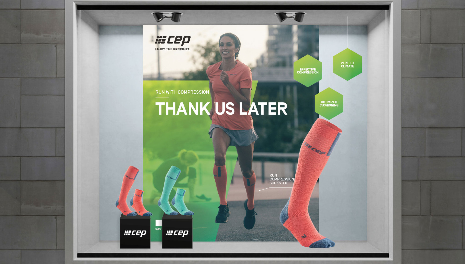 Retaildesign, Plakatdesign und Schaufenstergestaltung für cep sports von der Designagentur das formt aus München