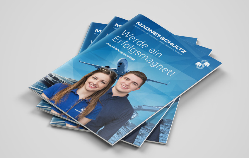 Moderne Ausbildungsbroschüre für Magnet-Schultz GmbH & Co. KG in Memmingen von der Designagentur das formt aus München