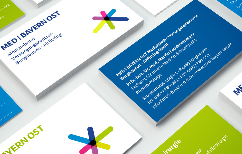 Corporate Design für das MVZ MED Bayern Ost in Burghausen von der Designagentur das formt aus München